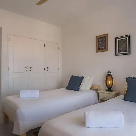 Apartamento Location, Space, Peaceful & Stylish! *