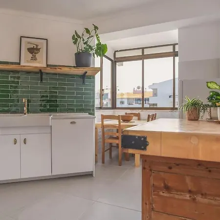 Location, Space, Peaceful & Stylish!